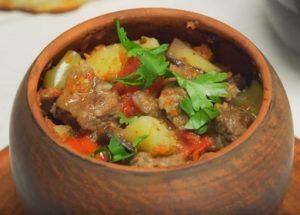 Fragante cocina caucásica: una receta para chanakhs con fotos paso a paso.