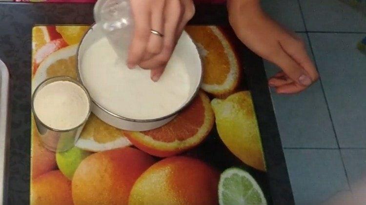 Pour sour milk into a bowl.