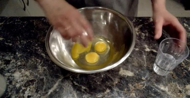 batir los huevos