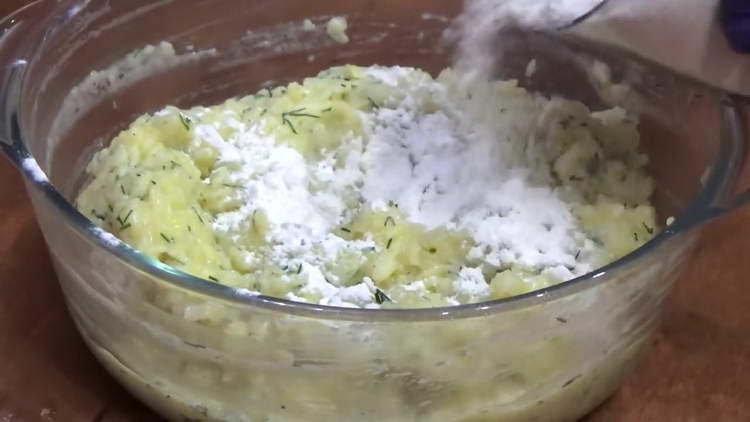 sift flour into potatoes