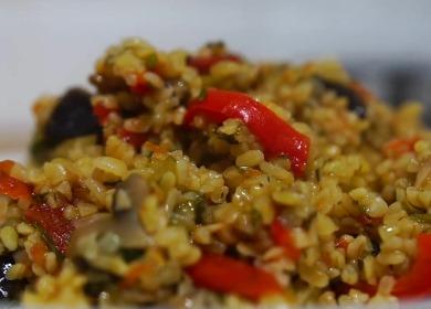 Delicioso  plato de bulgur con verduras