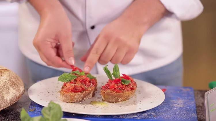 bruschetta con tomates