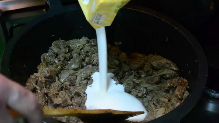 pour the cream into the pan