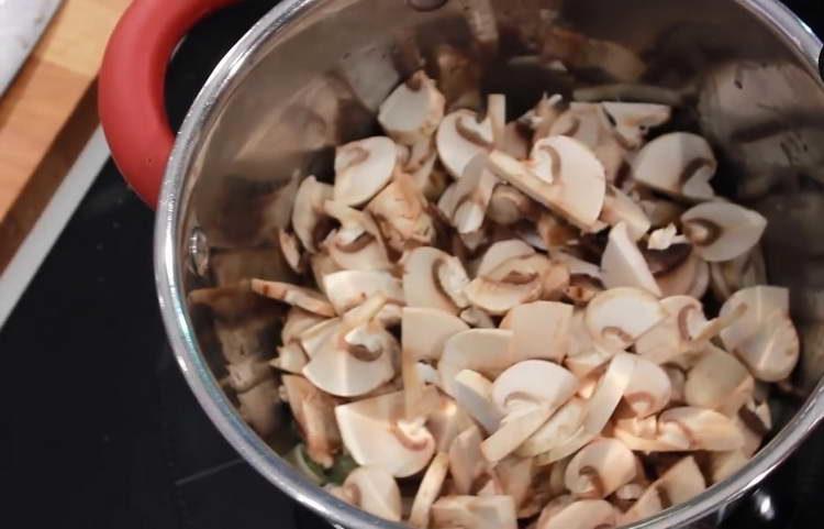 add mushrooms to the onion