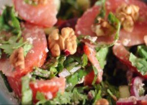 cooking juicy ruzin salad with walnuts