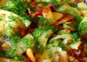 delicious fried potatoes in fat