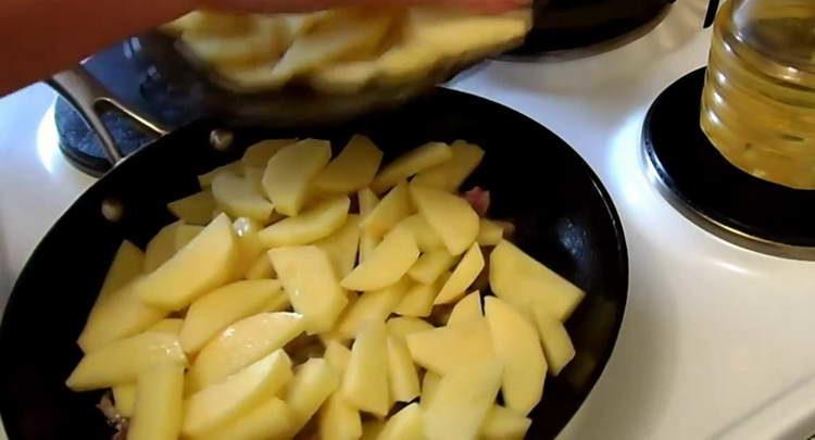 pour potatoes into the pan