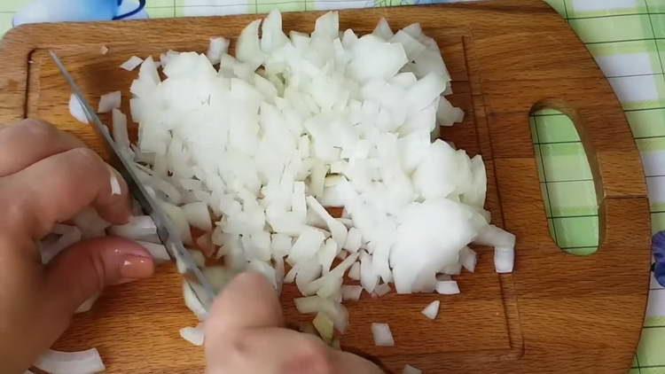 chop finely onion