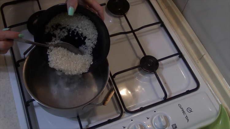 kuhajte rižu