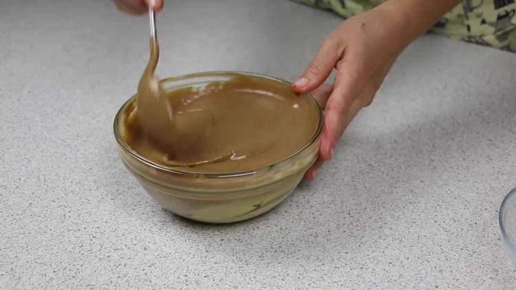 mezclar chocolate con crema