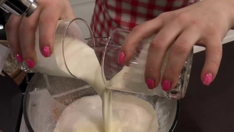 pour cream into flour