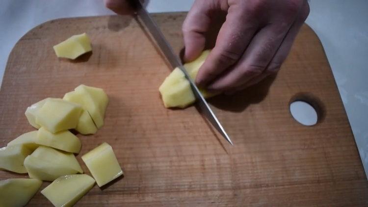 hacher les pommes de terre