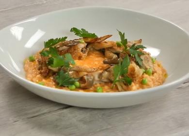 Tasty risotto with chicken  and mushrooms