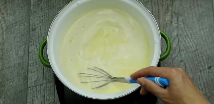 mix the cream on fire until thickened