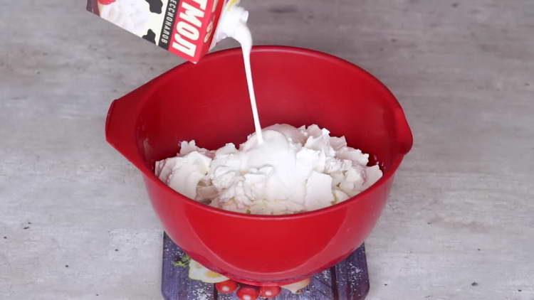 mix cream and cottage cheese