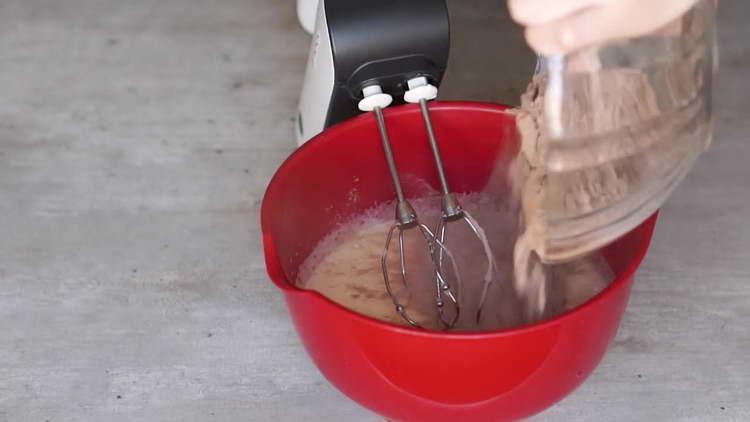 beat the milk with eggs with a mixer