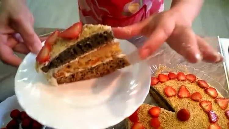 cake with poppy seeds