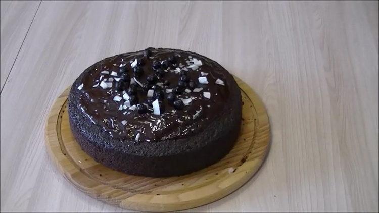 Gâteau au chocolat incroyablement délicieux pour un deux trois